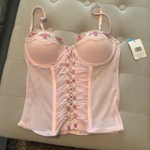 Lingerie - NWT 34C